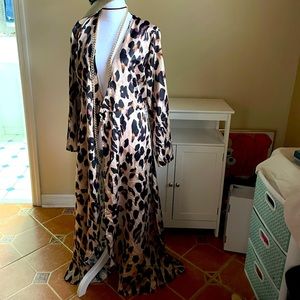 Leopard silk kimono